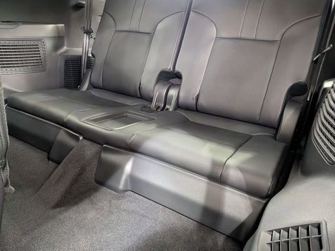 New 2026 Lexus LX 700h Luxury image 33