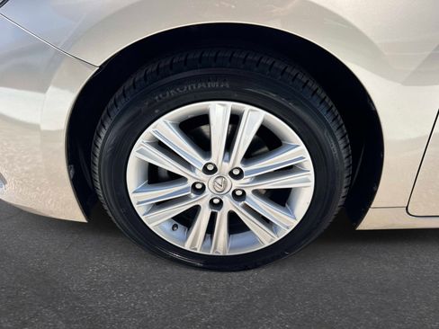Used 2015 Lexus ES 350 w/ Premium Package FWD image 10