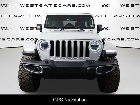 Used 2019 Jeep Wrangler Unlimited Sahara image 2
