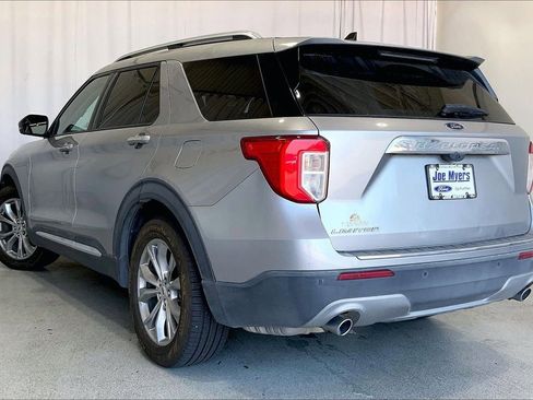 Used 2021 Ford Explorer Limited w/ Equipment Group 301A RWD image 5