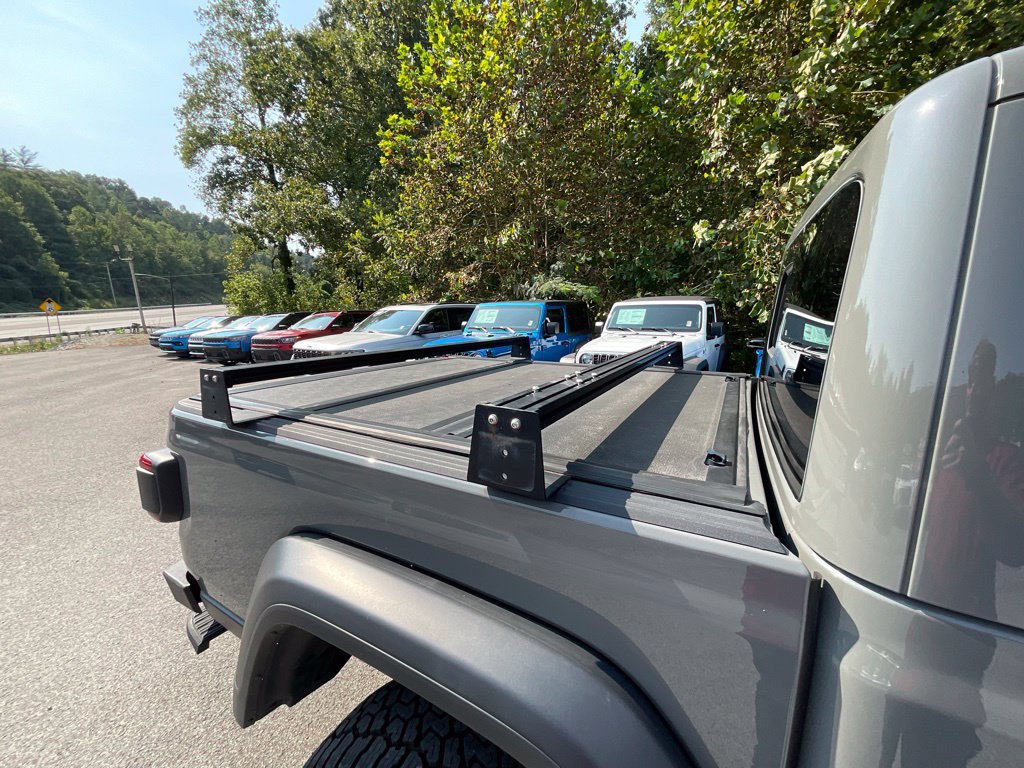 Used 2022 Jeep Gladiator Mojave w/ LED Lighting Group AWD/4WD image 26