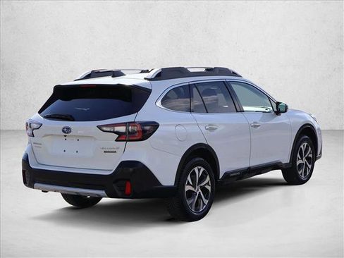 Used 2022 Subaru Outback Touring AWD/4WD image 5