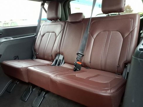 Used 2023 Ford Expedition Max Limited AWD/4WD image 12