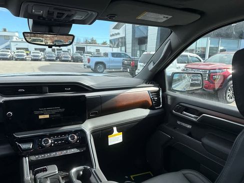 New 2026 GMC Sierra 1500 Denali w/ Denali Reserve Package image 15