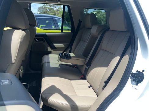 Used 2014 Land Rover LR2 AWD/4WD image 27