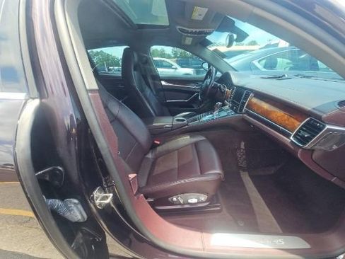 Used 2012 Porsche Panamera 4S image 10