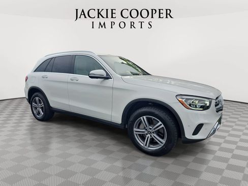 Certified 2022 Mercedes-Benz GLC 300 4MATIC image 3