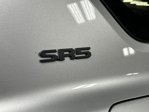 Used 2026 Toyota 4Runner SR5 AWD/4WD image 17
