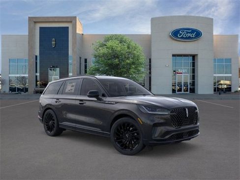 New 2026 Lincoln Aviator Reserve image 7