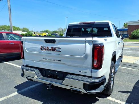 Used 2021 GMC Sierra 1500 SLT w/ SLT Premium Package AWD/4WD image 5