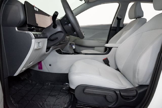 Used 2026 Hyundai Kona SEL Sport AWD/4WD image 12