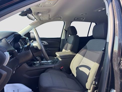 Used 2020 Chevrolet Traverse LS FWD image 9