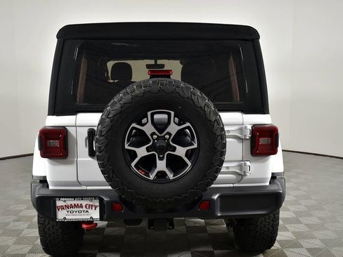 Used 2022 Jeep Wrangler Unlimited Rubicon w/ LED Lighting Group AWD/4WD image 6