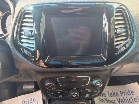 Used 2018 Jeep Compass Limited w/ Navigation Group image 23