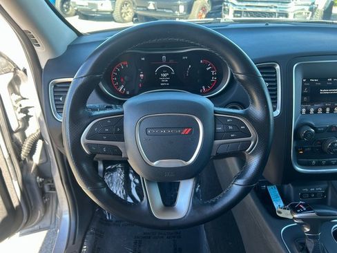 Used 2020 Dodge Durango SXT w/ 3rd Row Seating Group image 18