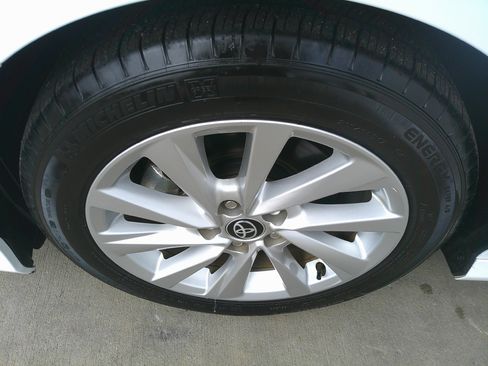 Used 2023 Toyota Camry LE image 16