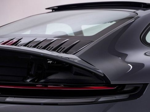 Certified 2025 Porsche 911 Carrera image 12