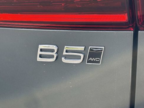 New 2026 Volvo XC60 B5 Core w/ Climate Package image 22