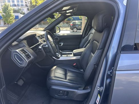 Used 2019 Land Rover Range Rover Sport SE AWD/4WD image 18