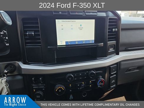 Used 2024 Ford F350 XLT AWD/4WD image 25