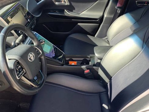 Used 2018 Toyota Mirai image 15