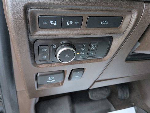 Used 2022 Ford F150 King Ranch w/ Equipment Group 601A High AWD/4WD image 19