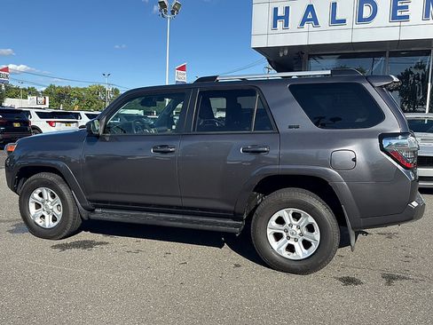 Used 2020 Toyota 4Runner SR5 w/ Wilderness Package AWD/4WD image 10