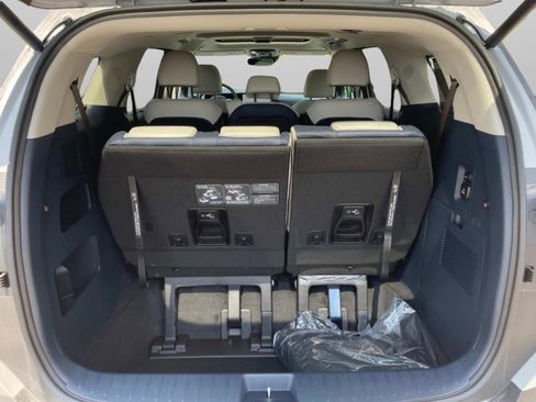 New 2026 Kia Carnival SX Prestige image 12