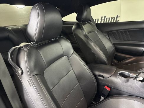 Used 2020 Ford Mustang GT Premium w/ GT Performance Package RWD image 24