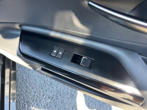 Used 2022 Lexus ES 350 w/ Premium Package image 20