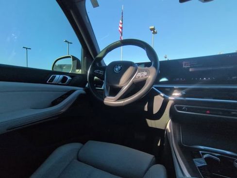 Used 2024 BMW X5 xDrive50e w/ Premium Package image 7