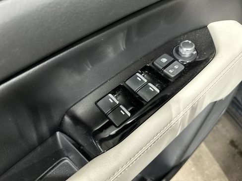 Used 2023 MAZDA CX-5 AWD 2.5 S w/ Premium Package image 19