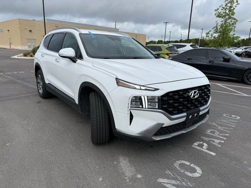 Used 2023 Hyundai Santa Fe SEL image 3
