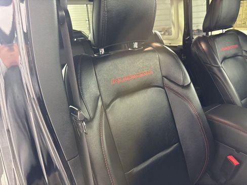 Used 2019 Jeep Wrangler Unlimited Rubicon image 27