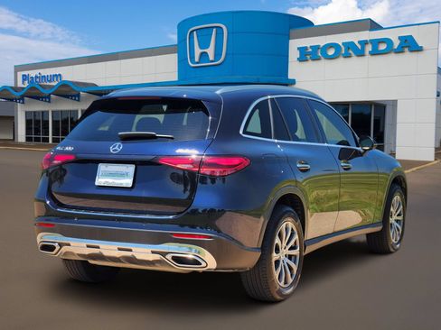 Used 2023 Mercedes-Benz GLC 300 image 4
