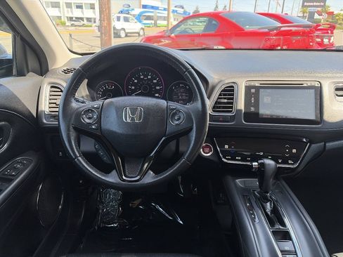Used 2017 Honda HR-V EX-L image 30