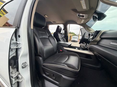 Used 2022 RAM 3500 Laramie w/ Body Color Bumper Group AWD/4WD image 23