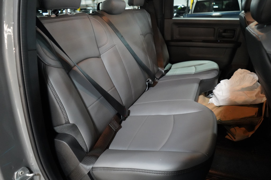 New 2027 RAM 3500 Tradesman AWD/4WD image 17