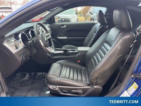 Used 2009 Ford Mustang GT image 18