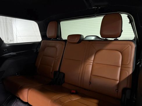 Used 2021 Lincoln Navigator Reserve w/ Luxury Package AWD/4WD image 58