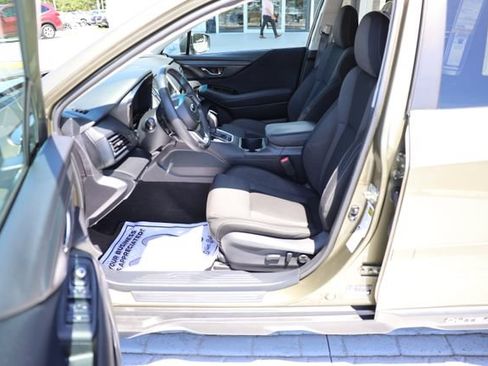 Used 2020 Subaru Outback Premium AWD/4WD image 16