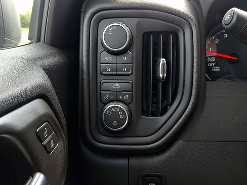 New 2026 Chevrolet Silverado 1500 Custom Trail Boss AWD/4WD image 15