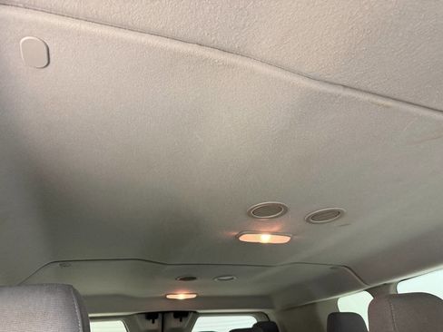 Used 2015 Ford Transit 350 XLT image 32