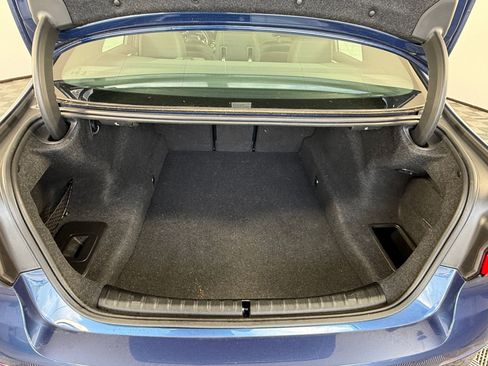 Used 2021 BMW 530i xDrive w/ Convenience Package image 32