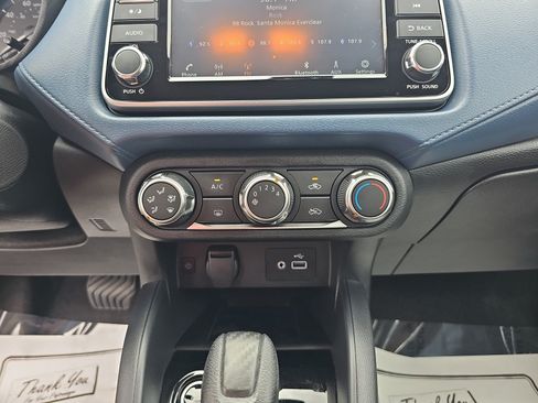 Used 2025 Nissan Versa SV w/ Trunk Package FWD image 20