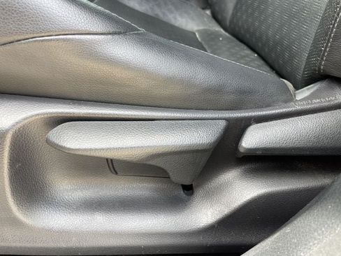 Used 2019 Toyota C-HR Limited FWD image 25
