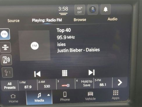 Used 2024 RAM 2500 Big Horn image 24