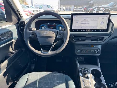 New 2025 Ford Bronco Sport Heritage w/ Convenience Package image 12