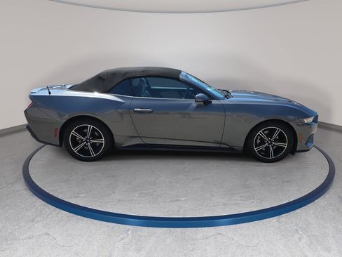 Used 2024 Ford Mustang Premium RWD image 4