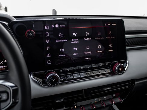 Used 2024 GMC Canyon AT4X image 37